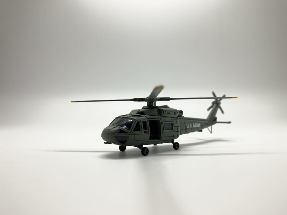 helikopter zabawka wojskowy